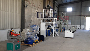 Advanced Technology: Double Layers Disposable Glove Making Machine